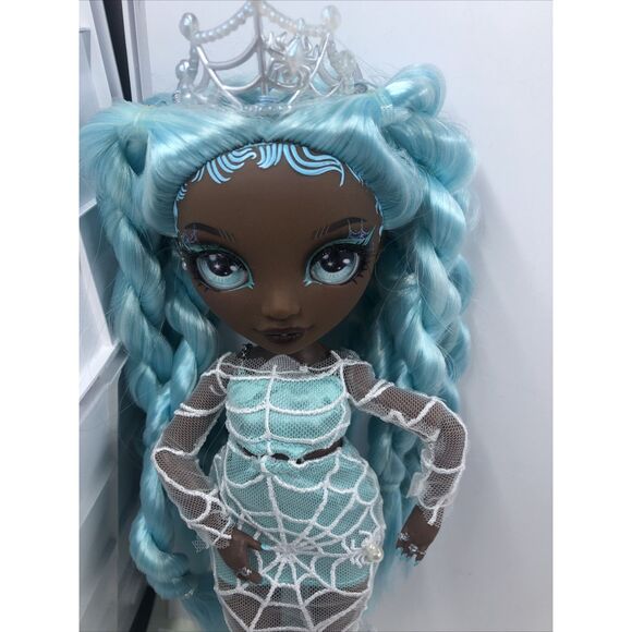 Rainbow High Costume Ball Robin Sterling Special Edition 2022 - Picture 2 of 7